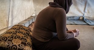 Una mujer Yazidi kurda que estuvo secuestrada por el ISIS