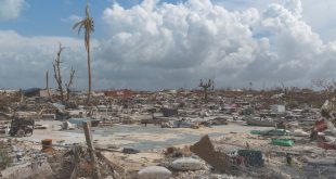 Vista de la destrucción causada por el huracán Dorian en el puerto de Marsh, en la isla de Ábaco, en las Bahamas.