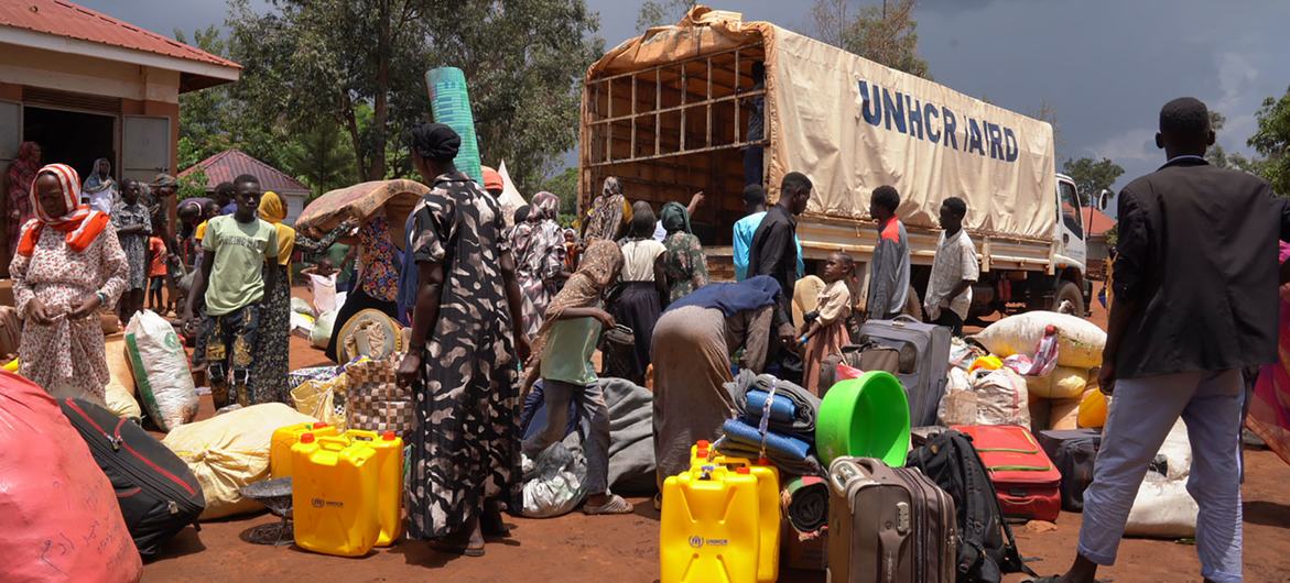 Uganda alberga a casi dos millones de refugiados
