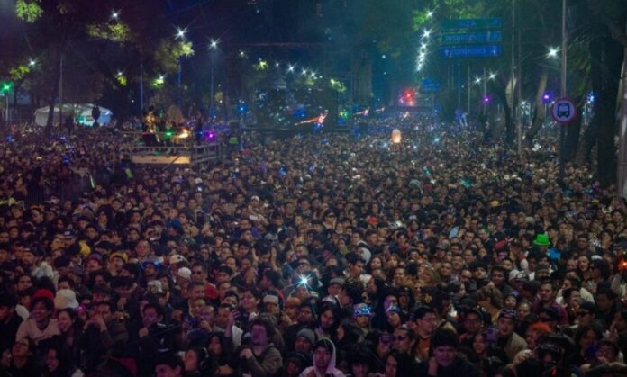 Asi-se-vivio-la-fiesta-electronica-mas-grande-del-mundo-en-CDMX-920x554