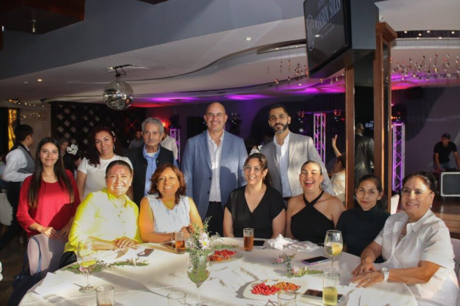 Reconoce Adolfo Torres el compromiso y la labor de las mujeres en el Ooapas