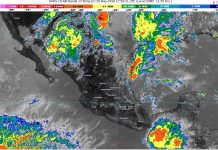 Durante la tarde ambiente caluroso a muy caluroso en la región, prevaleciendo la onda de calor en Michoacán (centro y suroeste hasta 40 a 45 °C: )