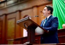 Iván Vera presenta iniciativa para proteger derechos de niñas y niños con padres privados de la libertad