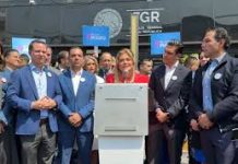 Maru Campos acudió ante FGR y realiza mitin político