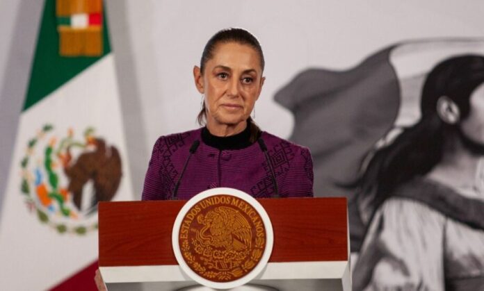 Sheinbaum-CNTE-maestros-920x554