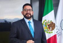 Ulises Lara renuncia a la FGR