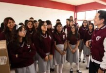 Presidenta Sheinbaum anuncia que duplicará meta de espacios para bachillerato: serán 400 mil