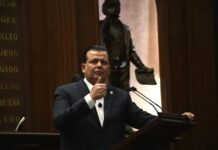 Memo Valencia celebra aprobación de iniciativa que castiga con 15 años de cárcel el reclutamiento de niños y adolescentes a las filas de la delincuencia