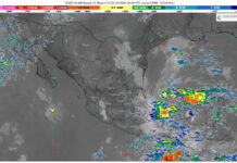 Chubascos con lluvias puntuales fuertes (25 a 50 mm): Michoacán (centro)