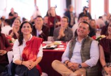 Gaby Molina llama a cerrar filas con Carlos Torres Piña rumbo a 2027