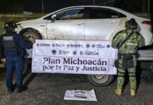 Aseguran armas y vehículos con insignias de grupo delictivo en Zinapécuaro e Indaparapeo
