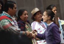 Sheinbaum reconoce resistencia de pueblos indígenas