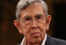 Cuauhtémoc Cárdenas fue tres veces candidato presidencial y cabeza de la democratización