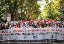 Manifestación en Madrid por unas pensiones públicas dignas y en contra de su privatización